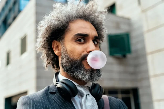 Forscher entwickeln Grippe-Schnelltest mit Kaugummi.