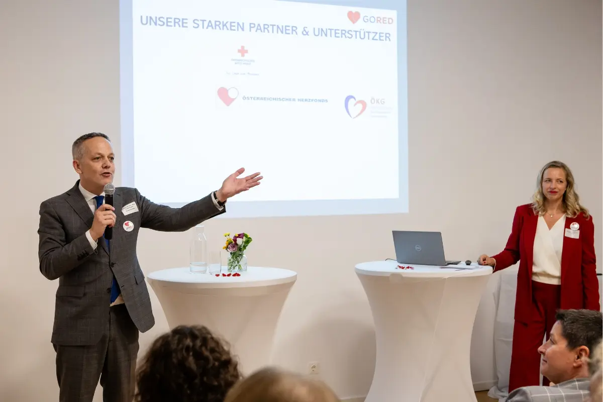 #GoRed, die Initiative für Frauen-Herzgesundheit ist nun auch in Österreich gestartet (Univ.-Prof. Dr. Daniel Scherr)