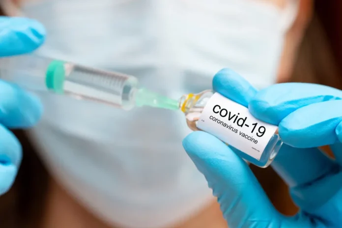 COVID-19-Impfung weiterhin wirksam