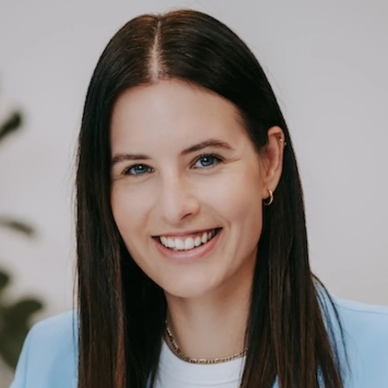 Annika Reinke, HR-Expertin