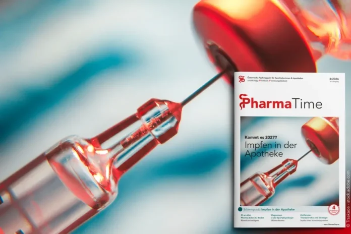 Impfen in der Apotheke in Österreich ab 2027 mit Spritze und Impfampulle auf dem PharmaTime-Cover