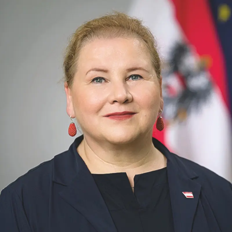 Korinna Schumann