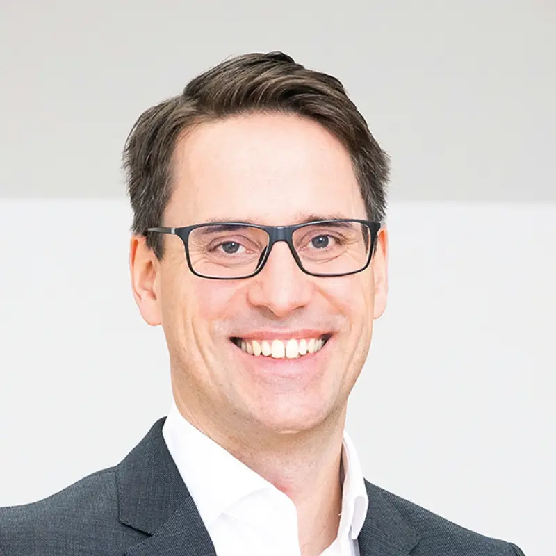Porträt von Sascha Jung von Deloitte Legal Österreich