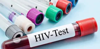 Blutröhrchen für einen HIV-Test
