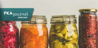Fermentierte Lebensmittel in Gläsern