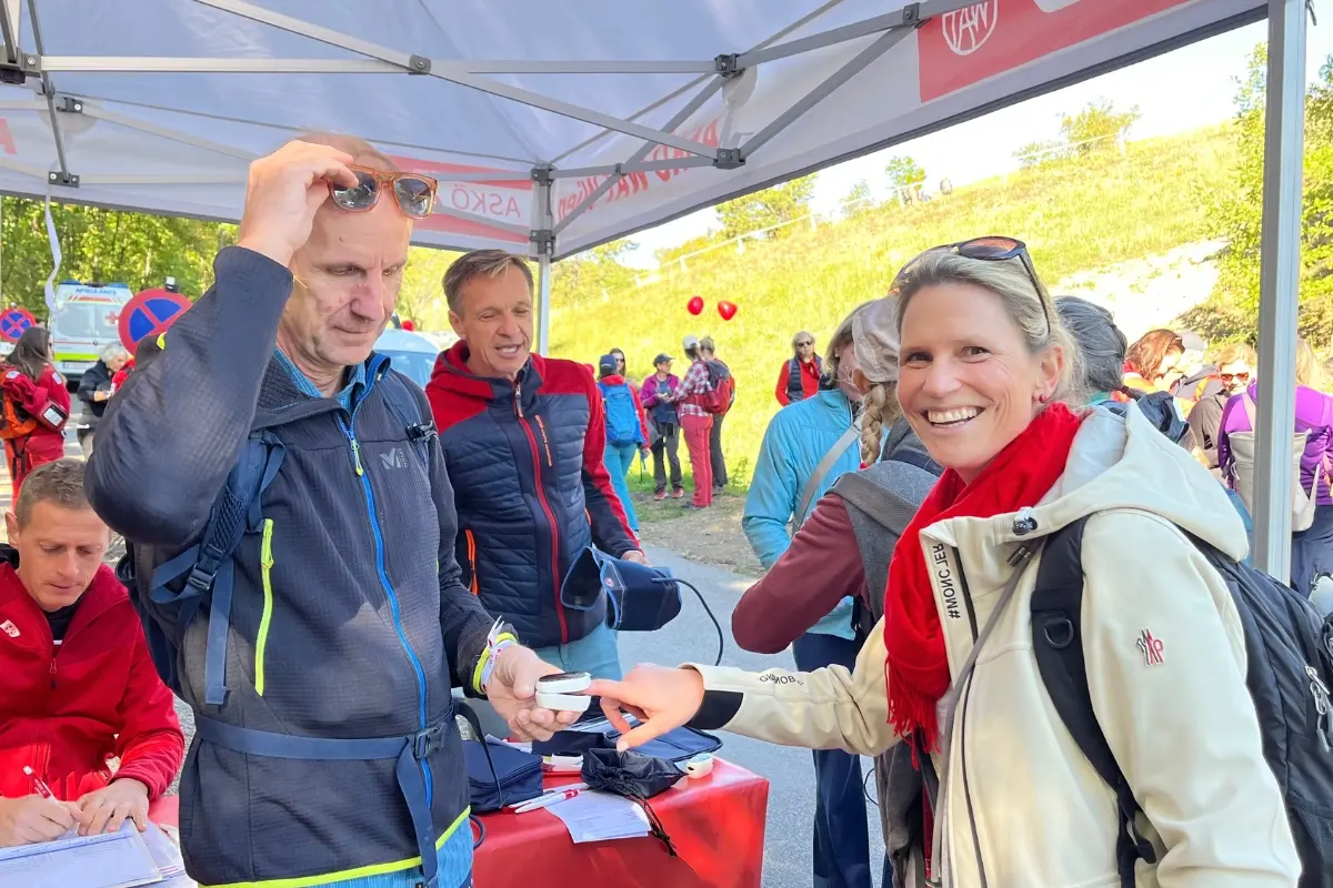 Beim #GoRed Hike stand die Frauenherzgesundheit im Mittelpunkt.